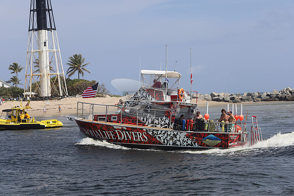 AQUA LIFE DIVERS.POMPANO BCH FL.6