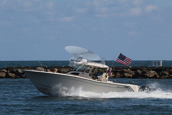 BIG KNOTS.FTL.GRADY WHITE.12