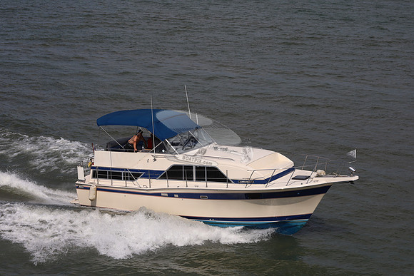 CHRIS CRAFT.BLUE BIMINI.0482
