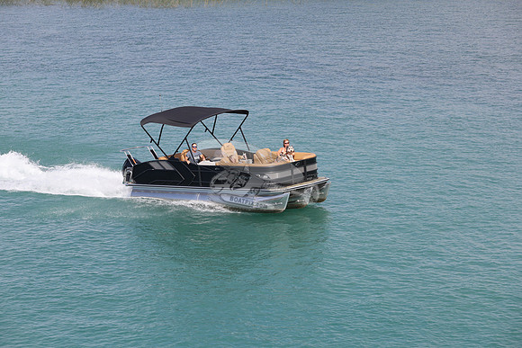 crest 230.black hull.2595