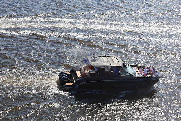 cropped & docked ii.naples.6