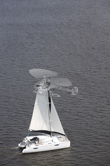 00000.CATAMARAN.086