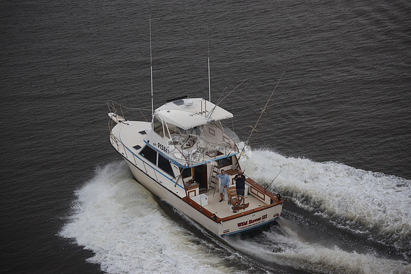 915841.WILD ROVER III.1213