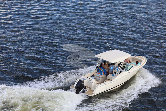 Chris Craft.merc 300.1