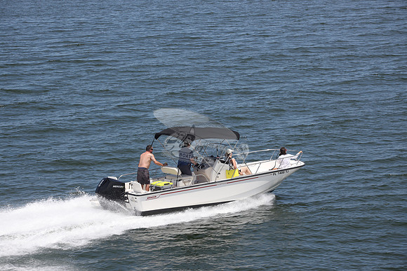fl1400tj.real deal.boston whaler.10