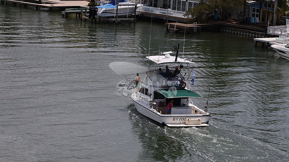 1167649.RV FISH HAWK.ST PETE FL.20