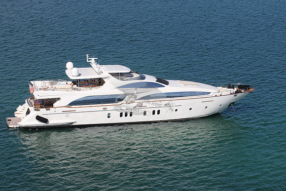 Azimut.red foreign flag.14