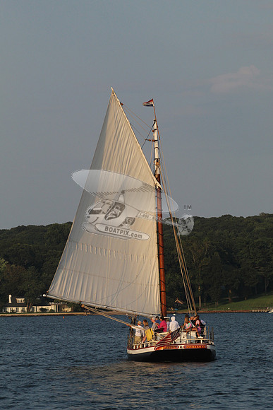 christeen.oyster bay.sail.0102