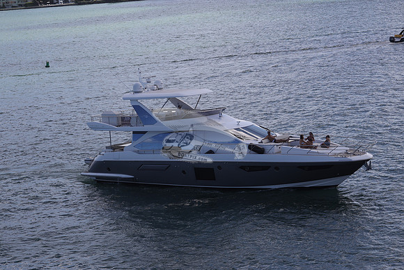 azimut.72.6935