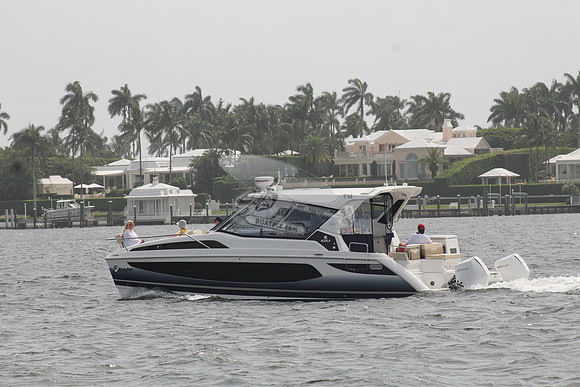 ESCAPE.PALM BCH FL.AQUILA.10