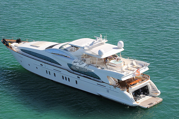 Azimut.red foreign flag.32