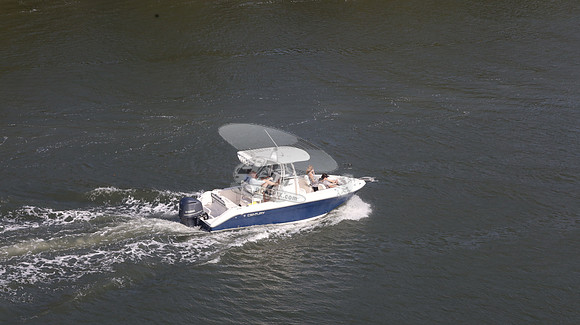 CENTURY.BLUE HULL.03