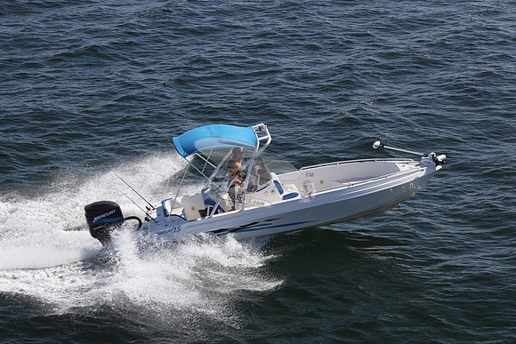 Concept 23.white.blue.black.07
