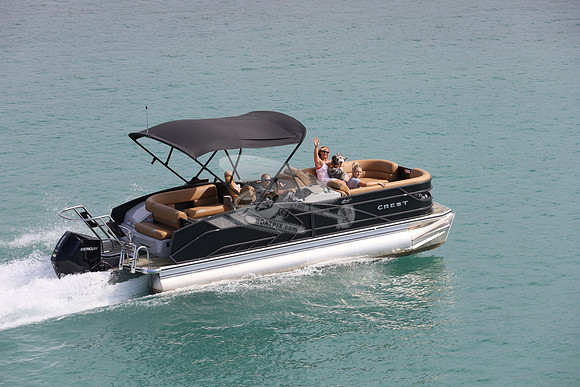 crest 230.black hull.2590