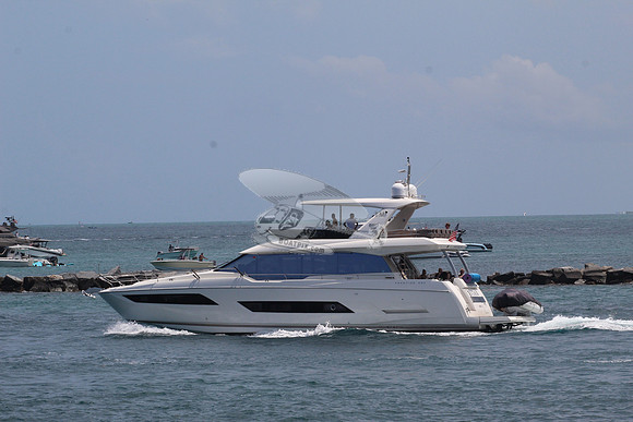 5 STAR.MIAMI FL.PRESTIGE68.3