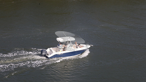 CENTURY.BLUE HULL.04