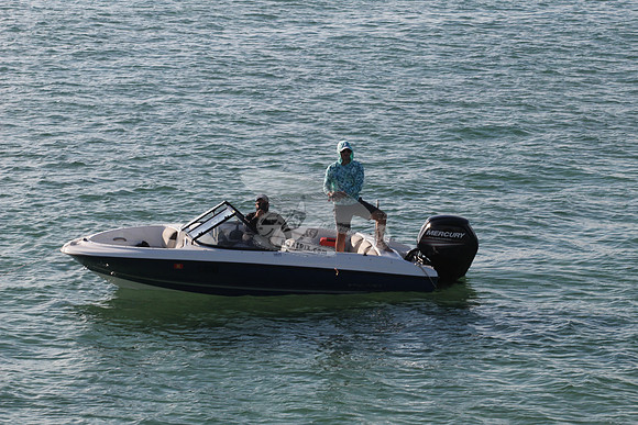 bayliner.150.mercury 90.6