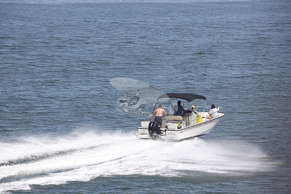 fl1400tj.real deal.boston whaler.01