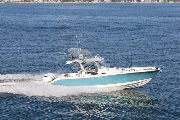 edgewater.370cc.green hull.3 engines.0309