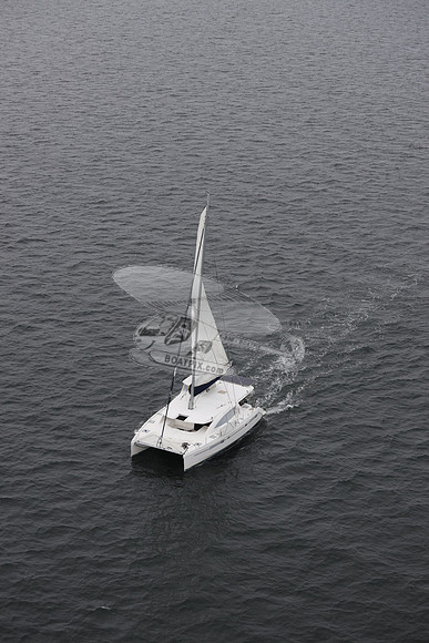 00000.catamaran.047