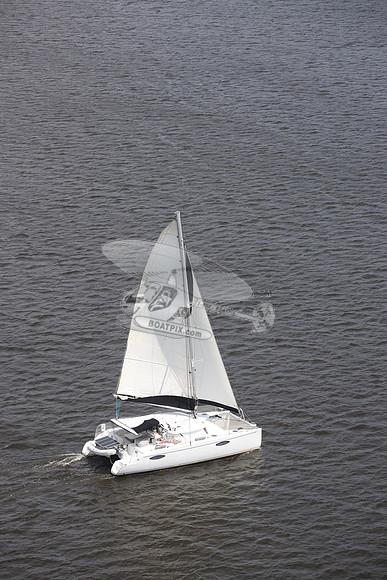 00000.CATAMARAN.093