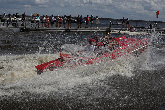 2H1501.AMPHICAR.RED.14