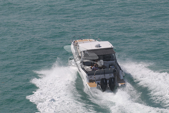beneteau.flyer.10.2 merc.06