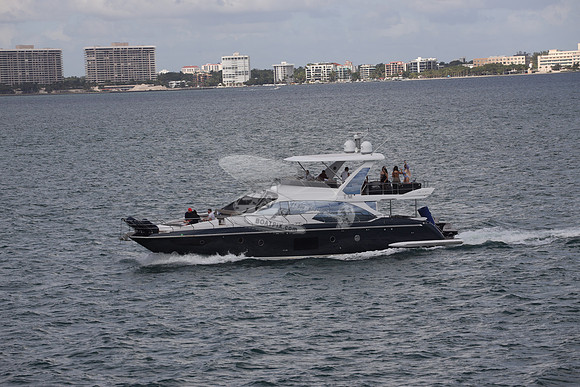 azimut 66.blue hull.6181