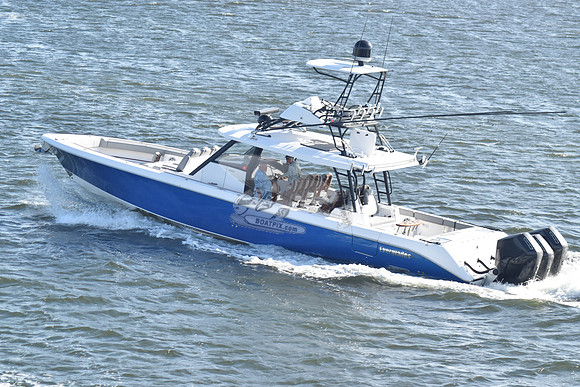 everglades 455 cc.blue hull.2412