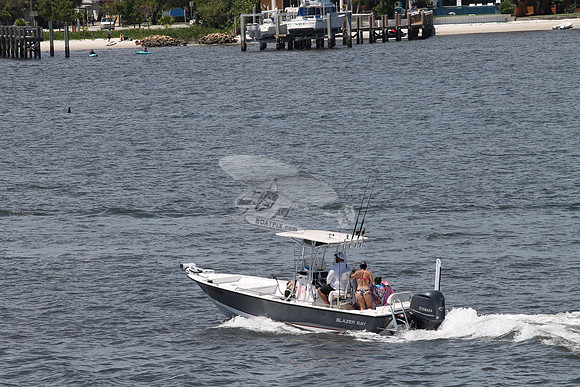 Blazer bay.grey.3 ppl 1 Yamaha.1