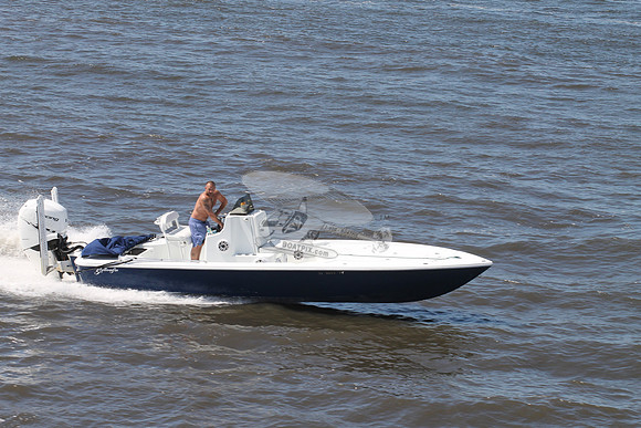 blue yellowfin flats boat.400r.7