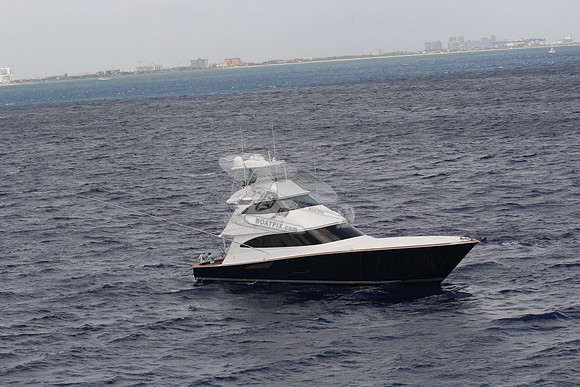---ake.double decker black hull viking.1528