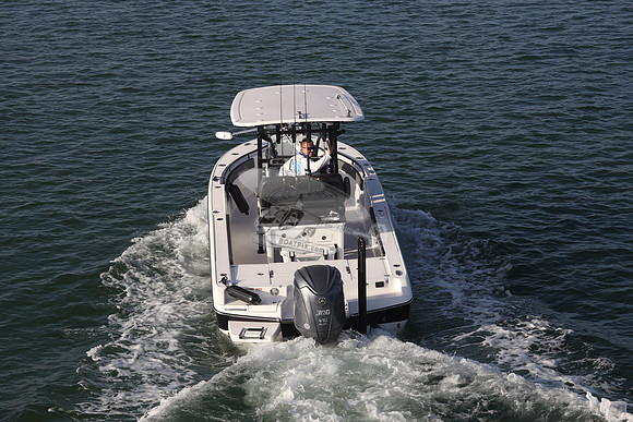 crevalle.26 hbw.black hull.9676