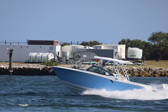 BLACKFIN.BLUE.06