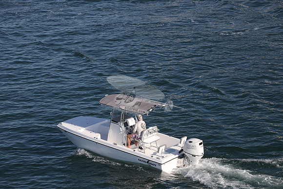 falcon boats. suzuki 150.0124