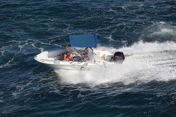 49d8568.laguna 18.2359