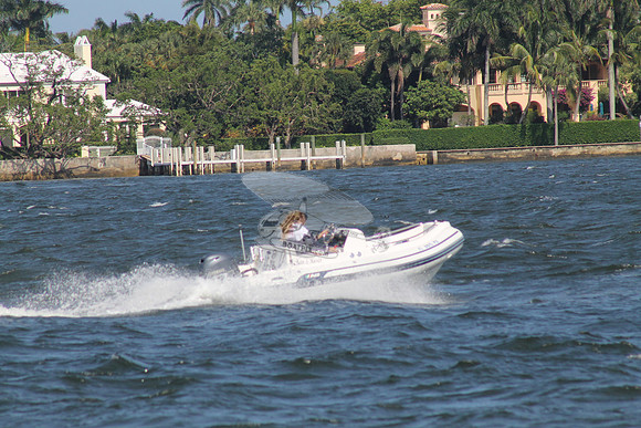 FL0073PU.657