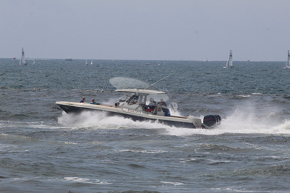 DO1292108.CHRIS CRAFT.4