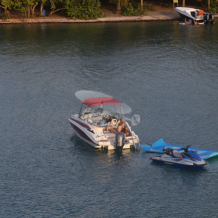 CROWNLINE.RED.FL..08