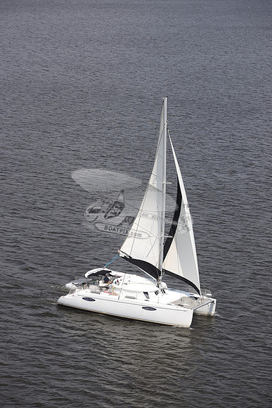 00000.CATAMARAN.065