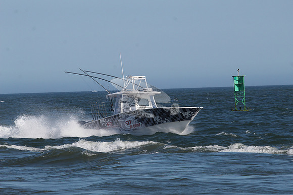 asg pyy marine wrapped boat.7907
