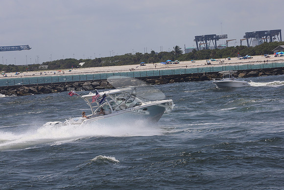 BUSTIN WAVES II.DEERFIELD BCH FL.10