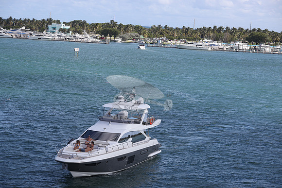 azimut.72.6944