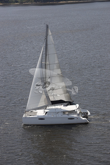 00000.CATAMARAN.008