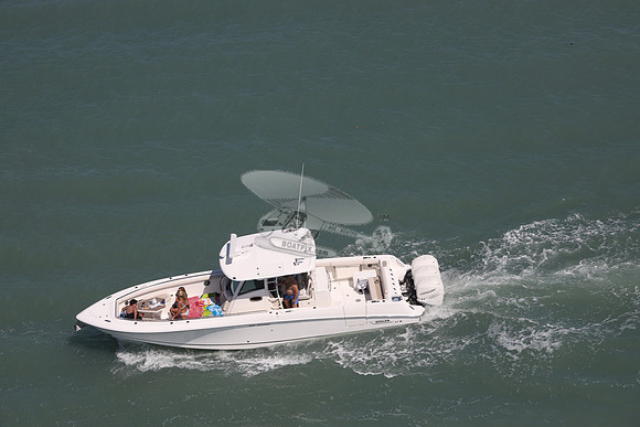 best whaler.350 Outrage.11