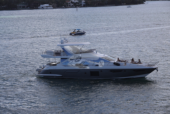 azimut.72.6930