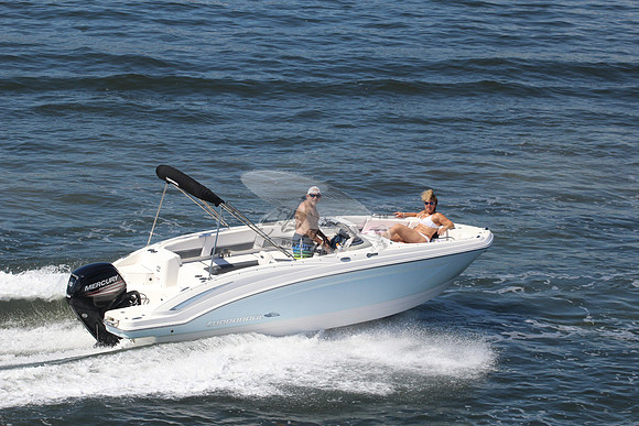 chaparral.blue hull.5933