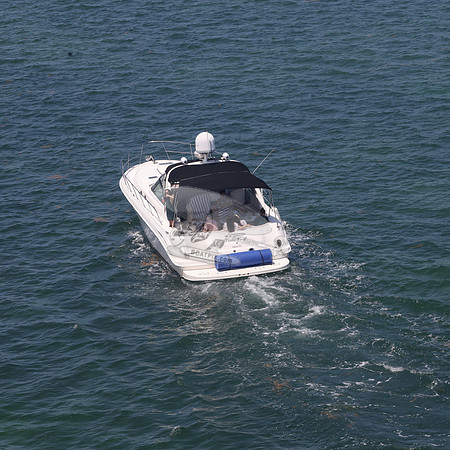 FEELIN NAUTI.MIAMI FL.SR.24