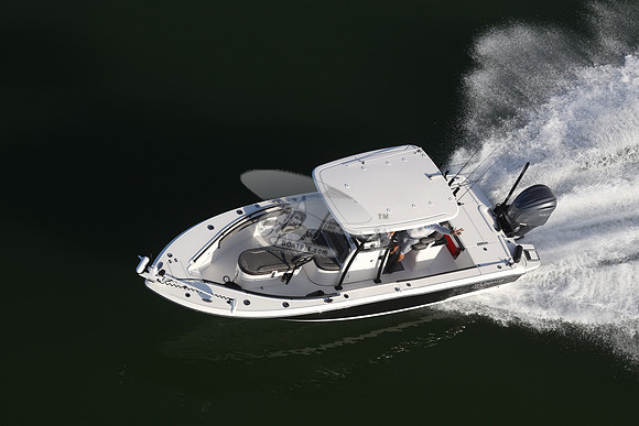 crevalle.26 hbw.black hull.9727
