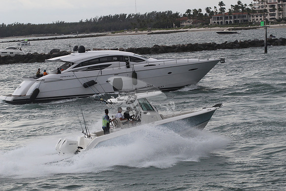 BOSTON WHALER.LT BLUE.3MEN.68